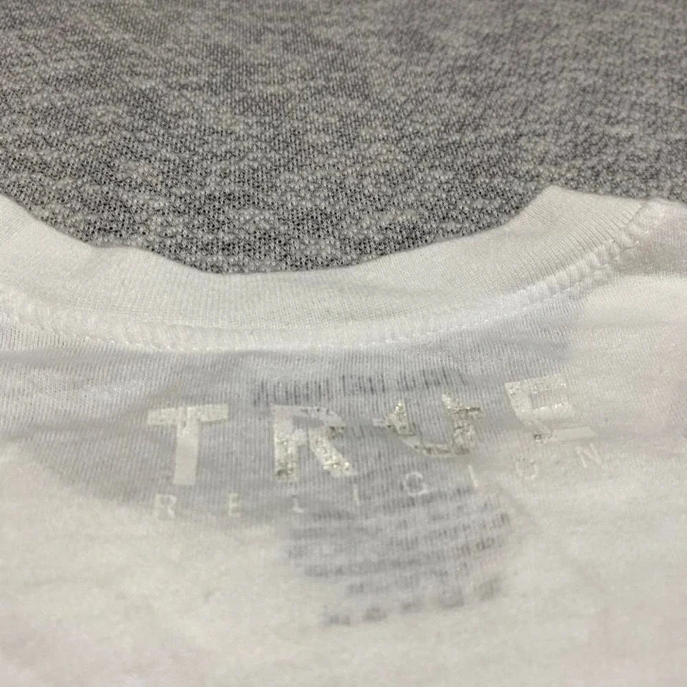 True Religion white t-shirt short sleeves Size M. SKU-A416 #denim